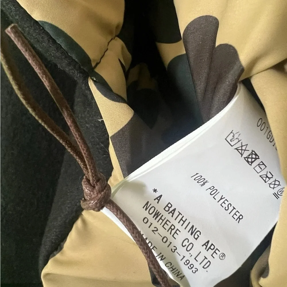 A Bathing Ape BAPE 1St Camo Pocket Fleece Scarf